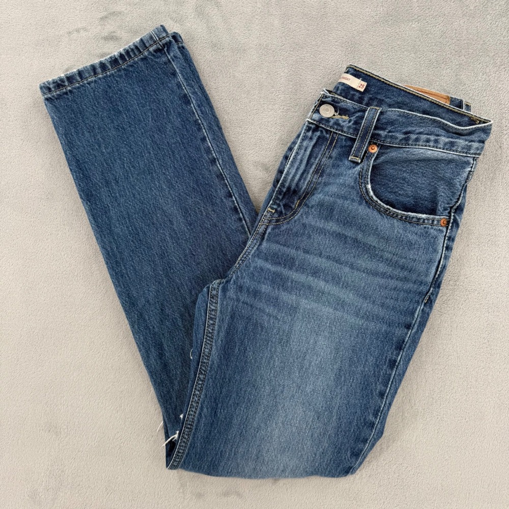Levi's Premium Low Pro Straight‎ Women's Jeans Medium Wash Distressed Size 25
